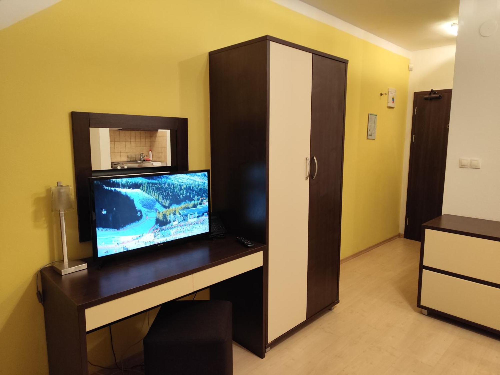 Apartman Liptov - Hotel Besenova Ngoại thất bức ảnh